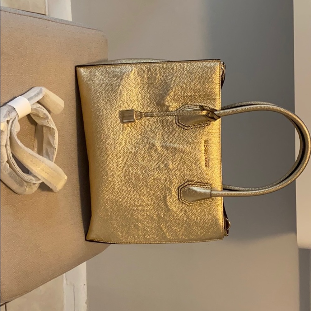 Women's Mercer Metallic Shoulder Bag